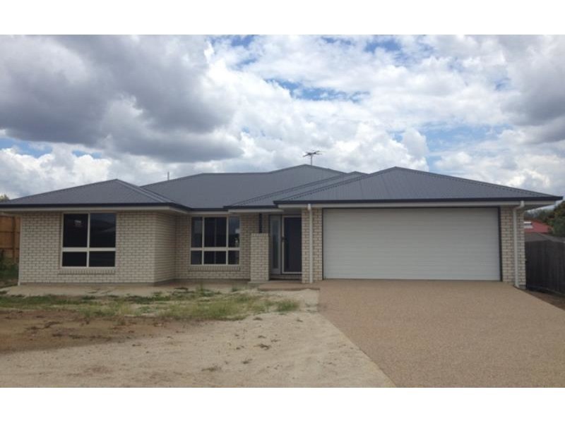 40 James Street, Gracemere QLD 4702
